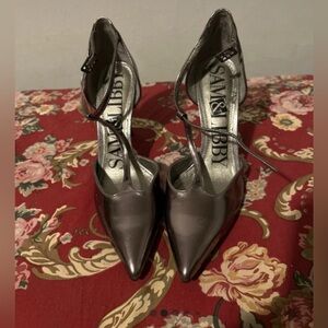 NWT Sam and Libby silver heels. Size 9